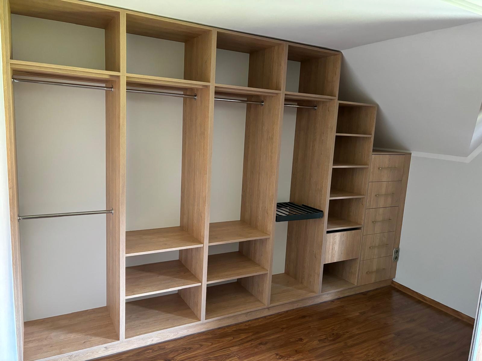 SZAFY I GARDEROBY NA WYMIAR WARSZAWA